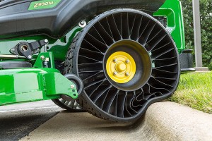 Michelin_tweel_tire