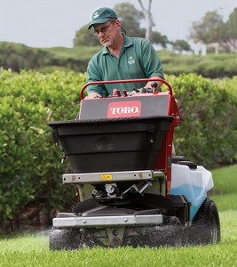Toro-Spreader_Sprayer