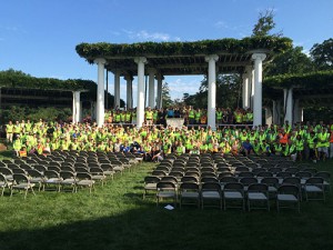 More than 400 landscape industry members from 25 states volunteered at the 19th annual NALP Renewal & Remembrance.