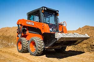 Kubota-SSV65_BktTransport_8018