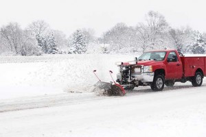 iS34876906snow-truck