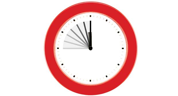 clock. Photo: iStock.com/carrollphoto