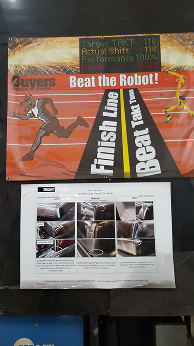 beat the robot banner
