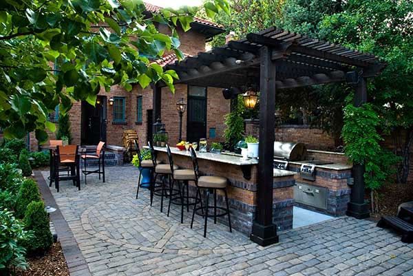 Outdoor kitchen