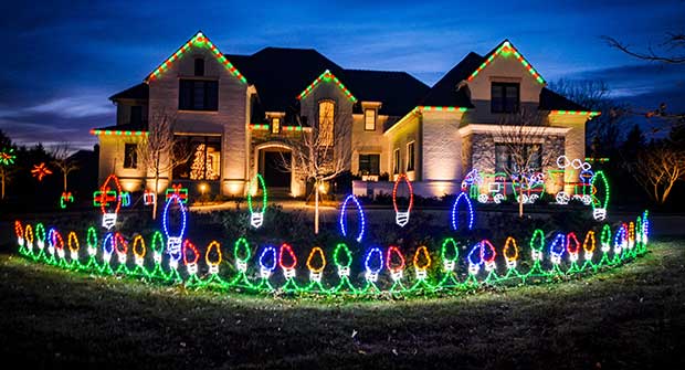 Holiday lighting installation (Photo: Brite Ideas)