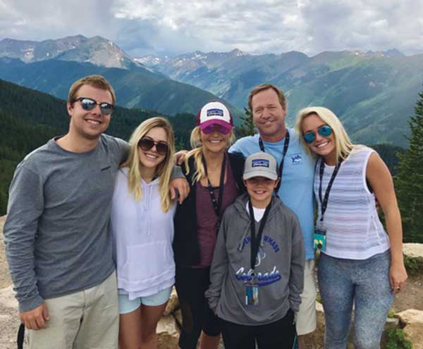 Regina Bozalis and family; Photo: Regina Bozalis