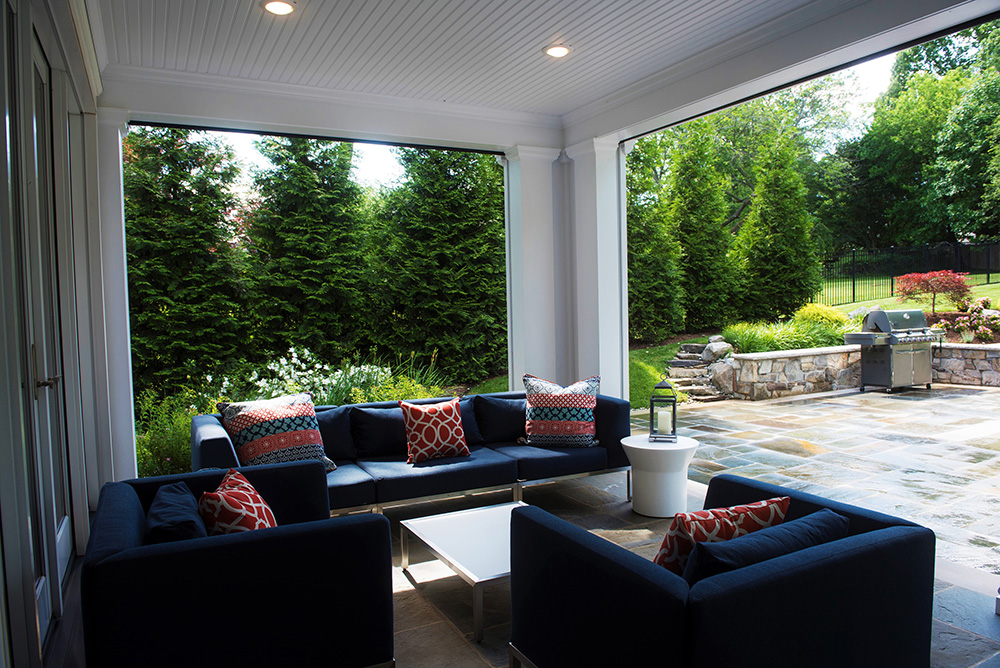 Backyard sunroom (Photo: Hilary Schwab)