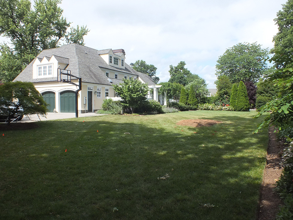 Pendennis Mount Residence backyard view (Photo: Michael Prokopchak)