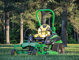 Z944R zero-turn mower (Photo: John Deere)