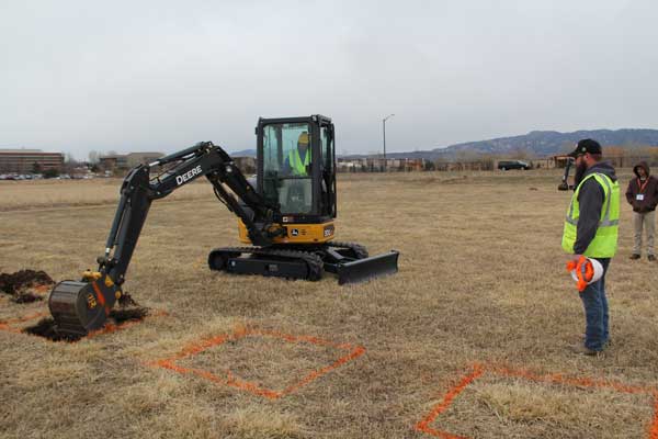 John Deere 30G in action at NCLC. (Photo: Seth Jones)