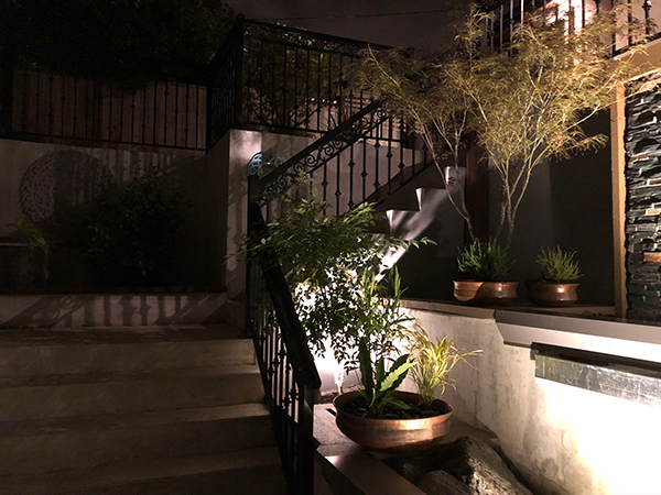 View of stairs at night (Photo: MRD Landscaping)