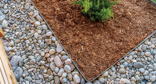 Steel edging (Photo: Coyote Landscape Products)