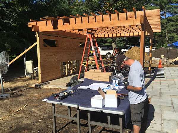 Pergola and construction view (Photo: Ledden Palimeno Landscape Co.)