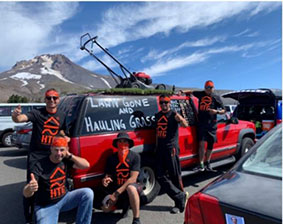 Pacific Landscape Management relay team (Photo: Pacific Landscape Management)