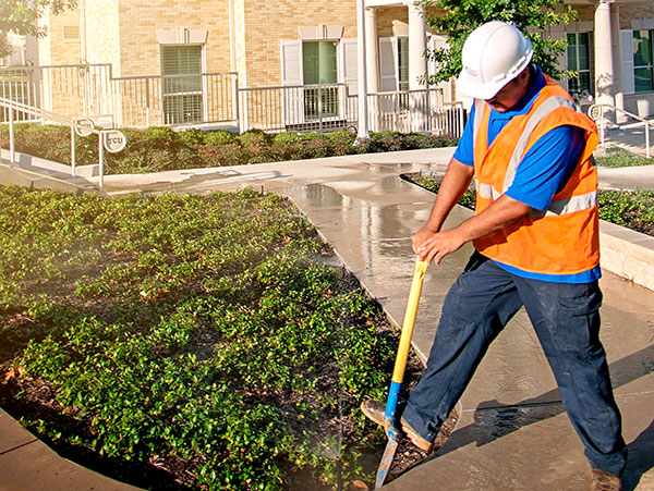 Andy's crew member (Photo: Andy's Sprinkler, Drainage & Lighting)