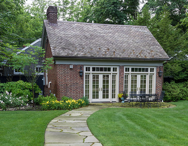 Backyard office space (Photo: Ian Adams Photography)