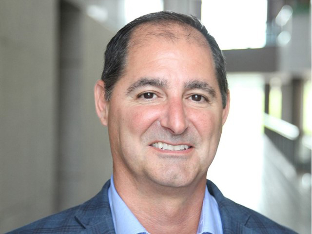 Steve Cianci, Case Construction Equipment