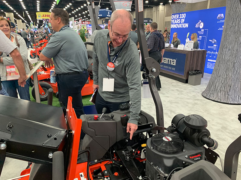 Husqvarna Z400 Series of professional zero-turn mowers