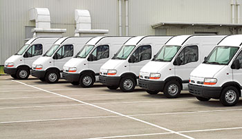 Fleet of uniform vans (Photo: Ziviani/iStock / Getty Images Plus/Getty Images)