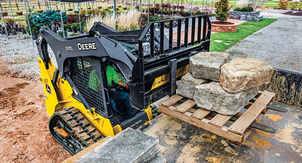 Track loader in action (Photo: John Deere)