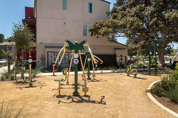 Irrigation project in housing development. (Photo: Pacific Coast Land Design)