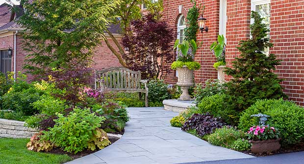 Grant & Power Landscaping hardscape project (Photo: Grant & Power Landscaping/Karen Knecht Photography)