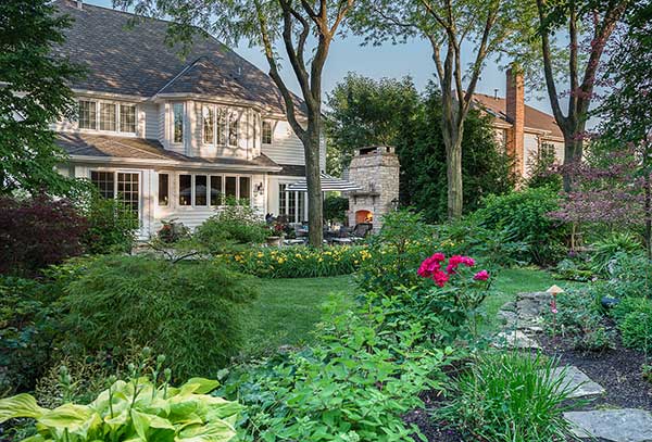 Grant & Power Landscaping hardscape project (Photo: Grant & Power Landscaping/Karen Knecht Photography)