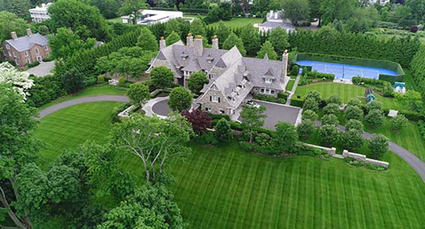 Landscape maintenance project (Photo: Hoffman Landscaping)