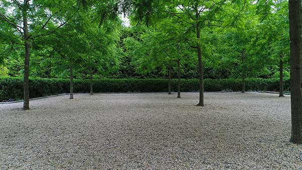 Landscape maintenance project (Photo: Hoffman Landscaping)