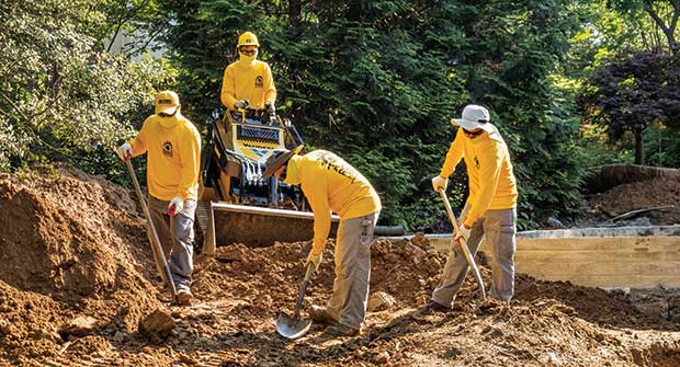 A crew from Rossen Landscape, Great Falls, Va. (Photo: Tony Ventouris)