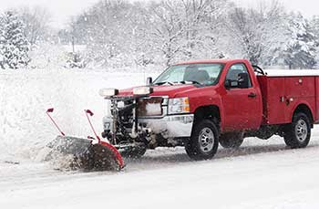 Plow removing snow (Photo: lissart/iStock / Getty Images Plus/Getty Images)