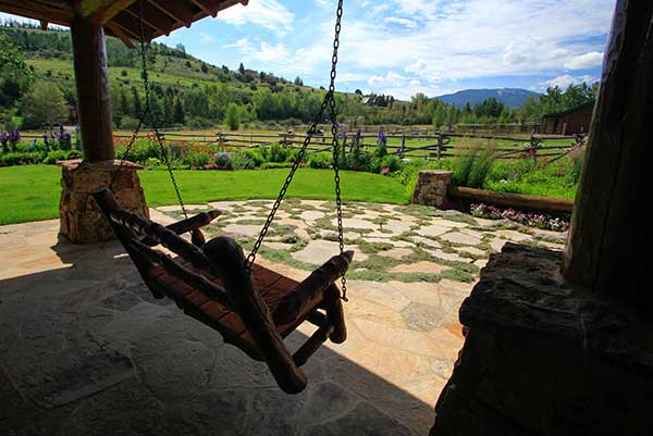 Maintenance project (Photo: Rocky Mountain Custom Landscapes)