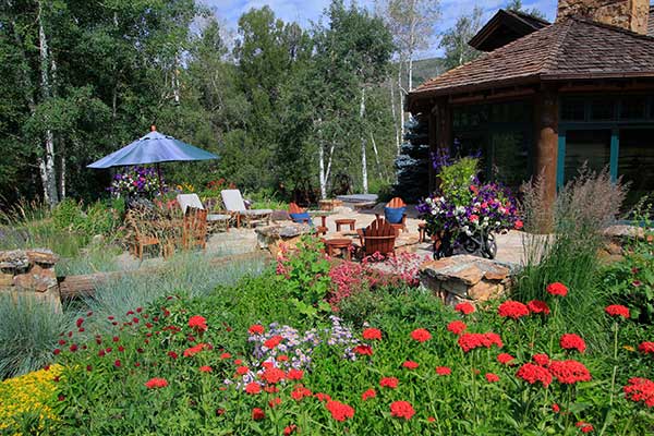 Maintenance project (Photo: Rocky Mountain Custom Landscapes)