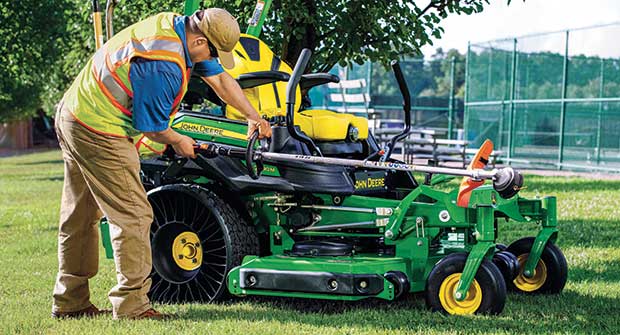 Mower technology has come a long way since 1992. (Photo: John Deere)