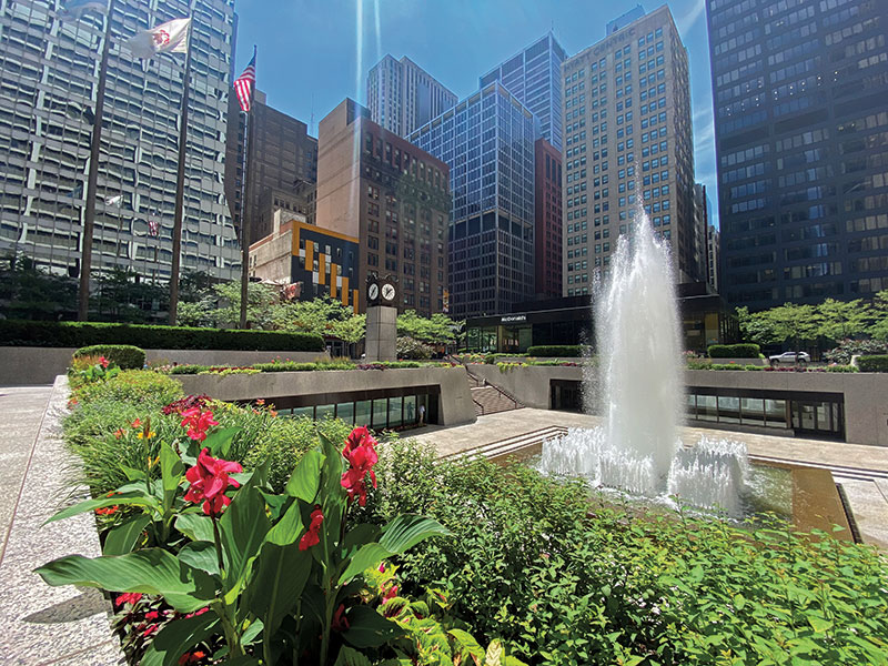 Chase Tower Plaza (Photo: Moore Landscapes)