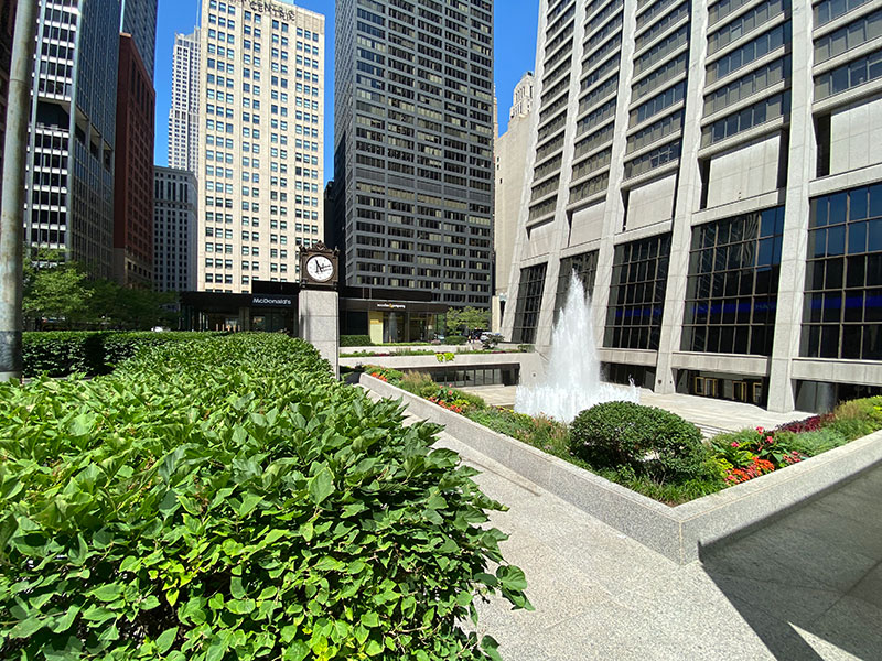 Chase Tower Plaza (Photo: Moore Landscapes)