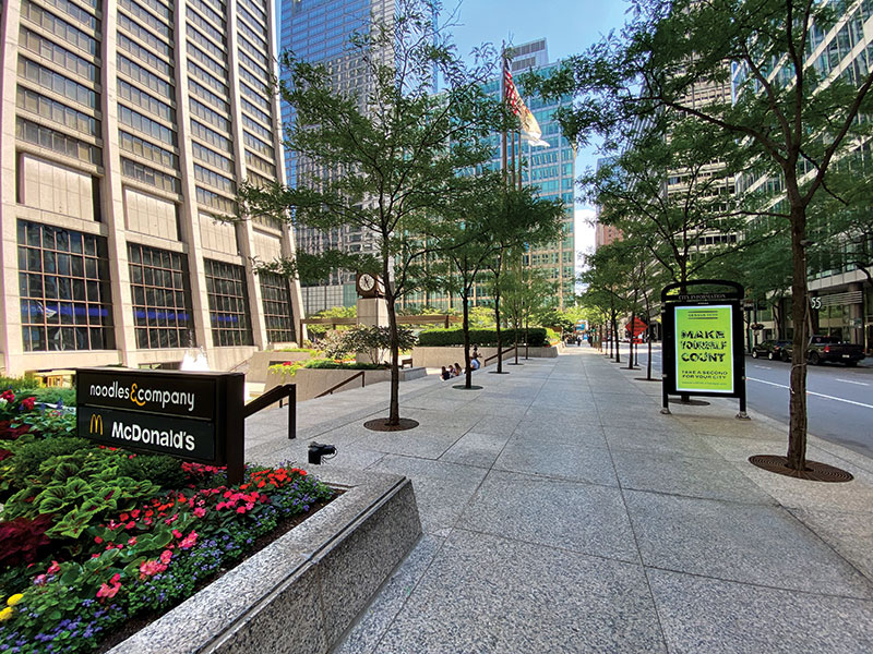 Chase Tower Plaza (Photo: Moore Landscapes)