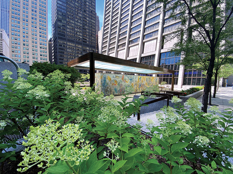 Chase Tower Plaza (Photo: Moore Landscapes)