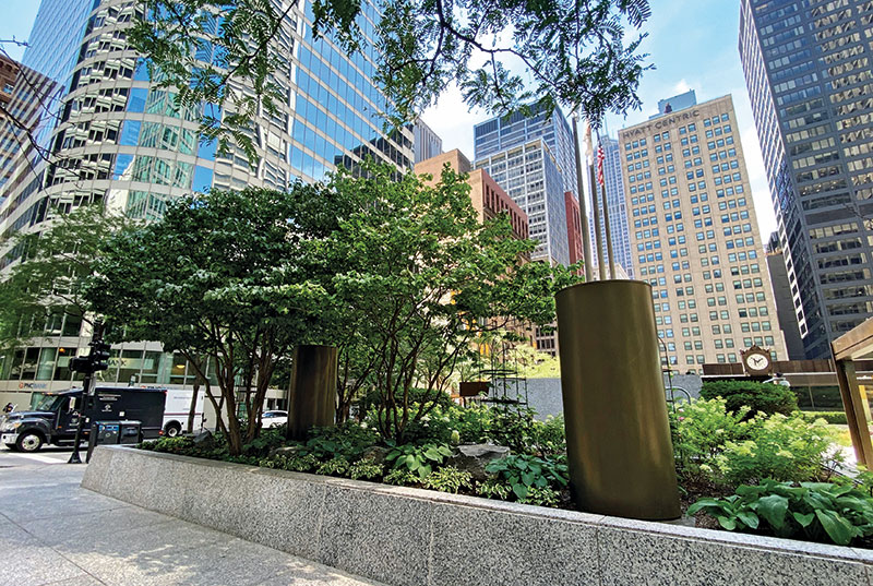 Chase Tower Plaza (Photo: Moore Landscapes)