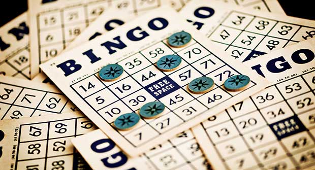 Bingo cards (Photo: CatLane/iStock / Getty Images Plus/Getty Images)