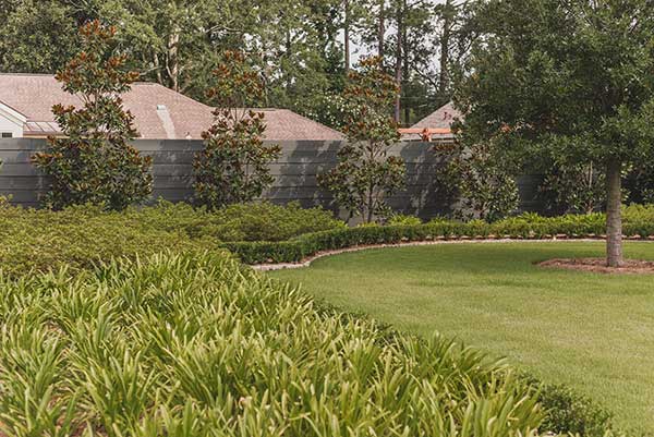 Landscape maintenance project in New Orleans (Photo: LazyEye Photography)