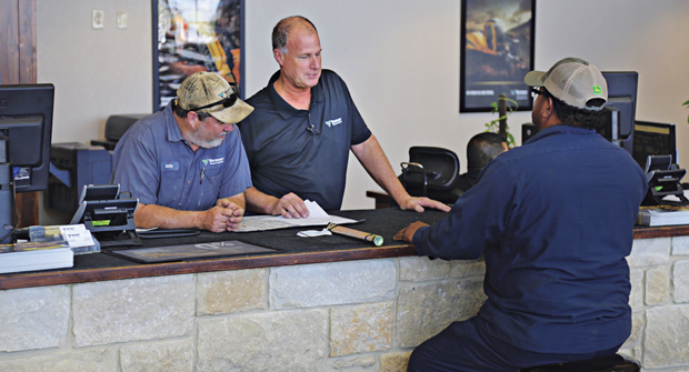 Experts say the right dealer can make life easier for pros. (Photo: Vermeer)