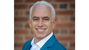 Headshot: Jeffrey Scott