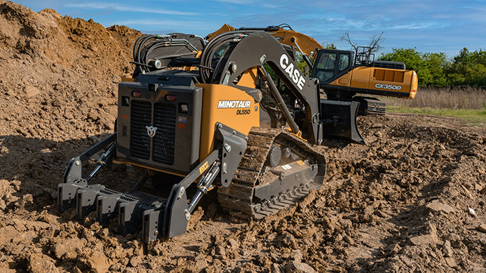 Case's Minotaur DL550 compact dozer loader is the first-of-its-kind with dozing and grading capabilities (Photo: Case Construction Equipment)