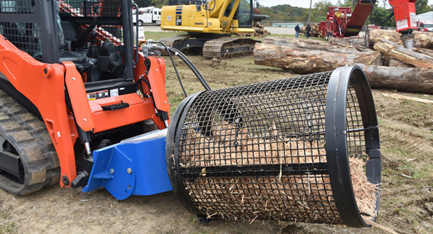The new trommel screens from U.S. Pride Products expand the capabilities of both HF splitters. (Photo: U.S. Pride Products)