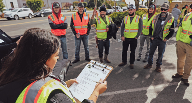 California-based K&D Landscaping uses its quarterly planning session as a way to ensure its employees are properly trained. (Photo: K&D Landscaping)
