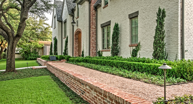 (Photo courtesy of Lawns of Dallas)