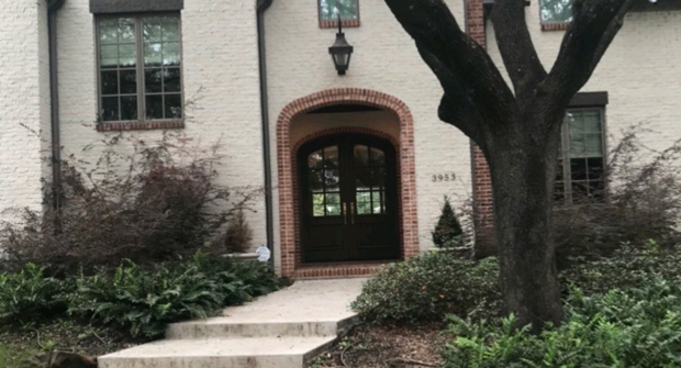 (Photo courtesy of Lawns of Dallas)