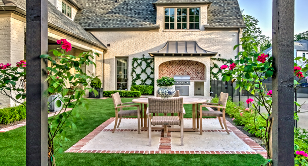 (Photo courtesy of Lawns of Dallas)