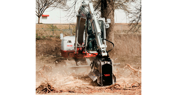Double-checking attachment points is a crucial step to maintaining a safe work environment. (Photo: Takeuchi)